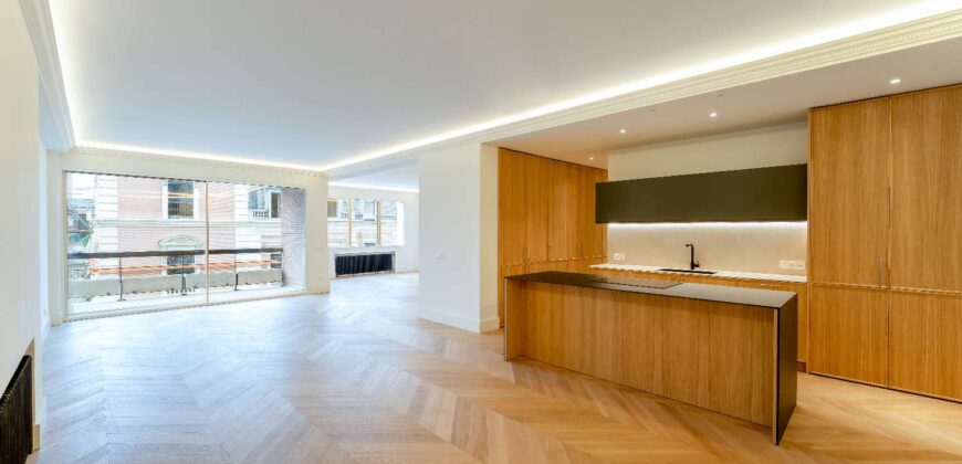 Flat en Madrid Referencia gandy047